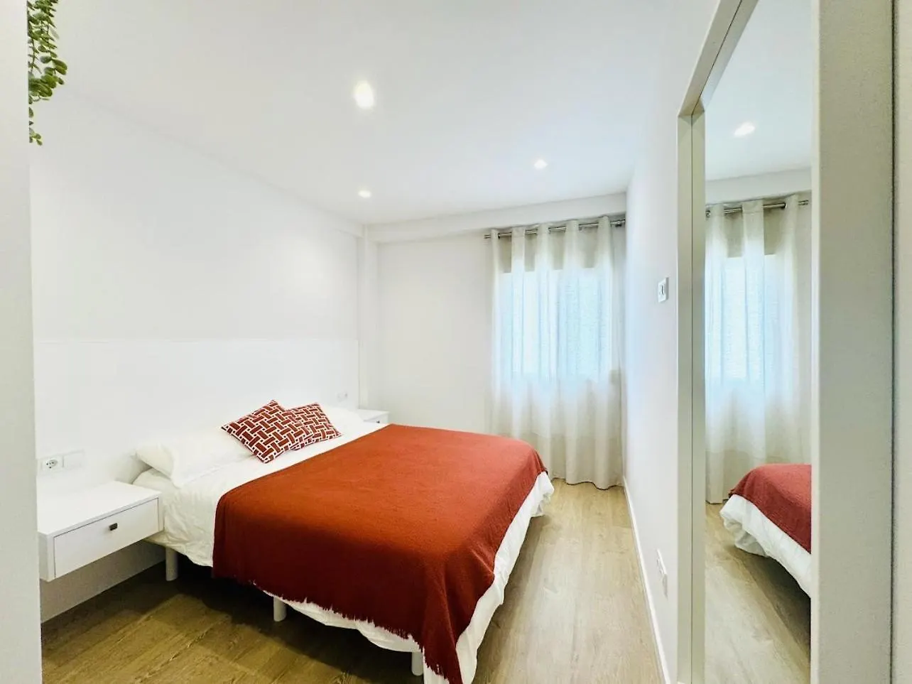 Family Apartment In The Malaga City Center