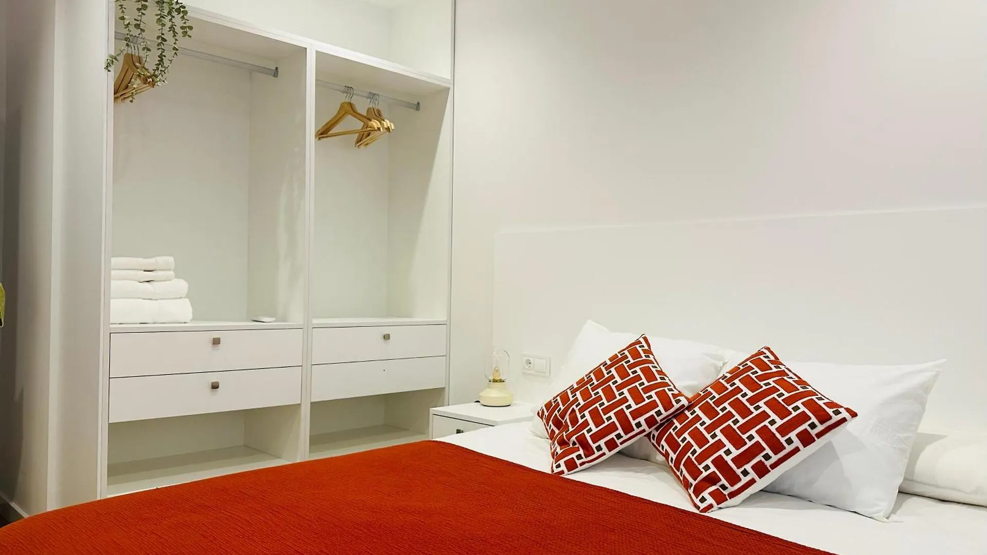 Family Apartment In The Malaga City Center